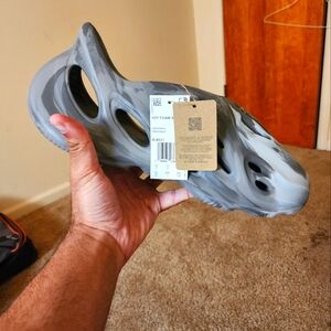 Yeezy foam runner MX Granite IE4931